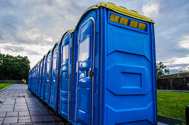 Best Portable restroom trailer rental  in Morton Grove, IL